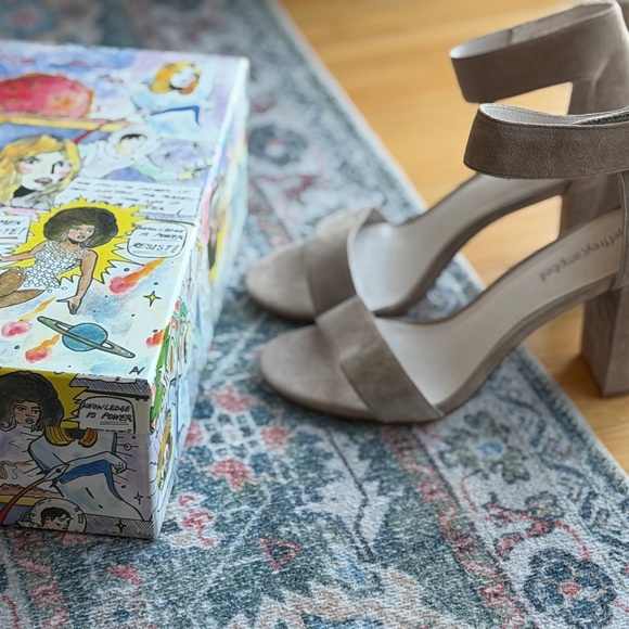 ✨ Jeffrey Campbell Lindsay Heels – Taupe Suede (Size 9)✨ - Picture 2 of 5